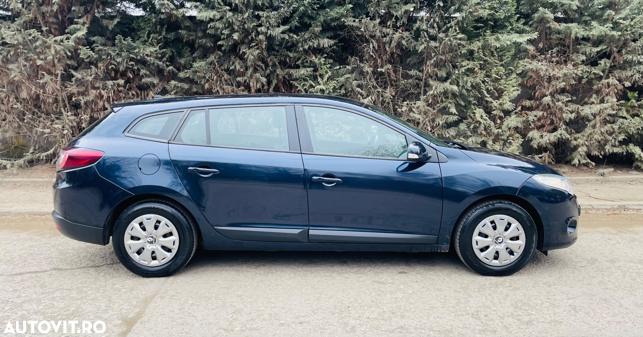 Renault Megane ENERGY dCi 110 Start & Stop LIMITED - 22
