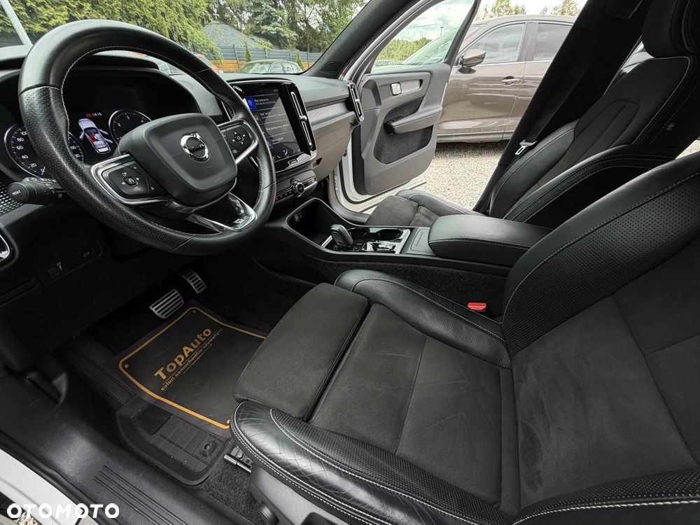 Volvo XC 40 D4 SCR AWD R-Design - 19