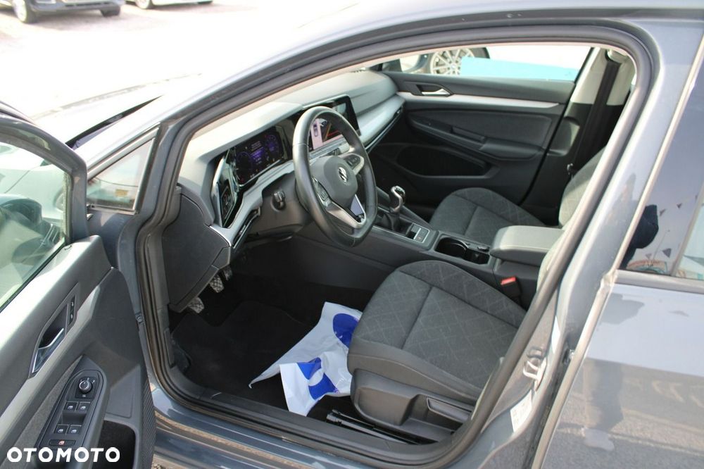 Volkswagen Golf - 17