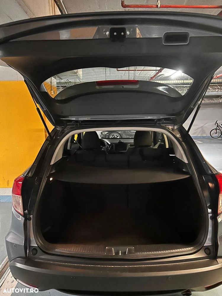 Honda HR-V 1.5 i-VTEC M/T Elegance - 22