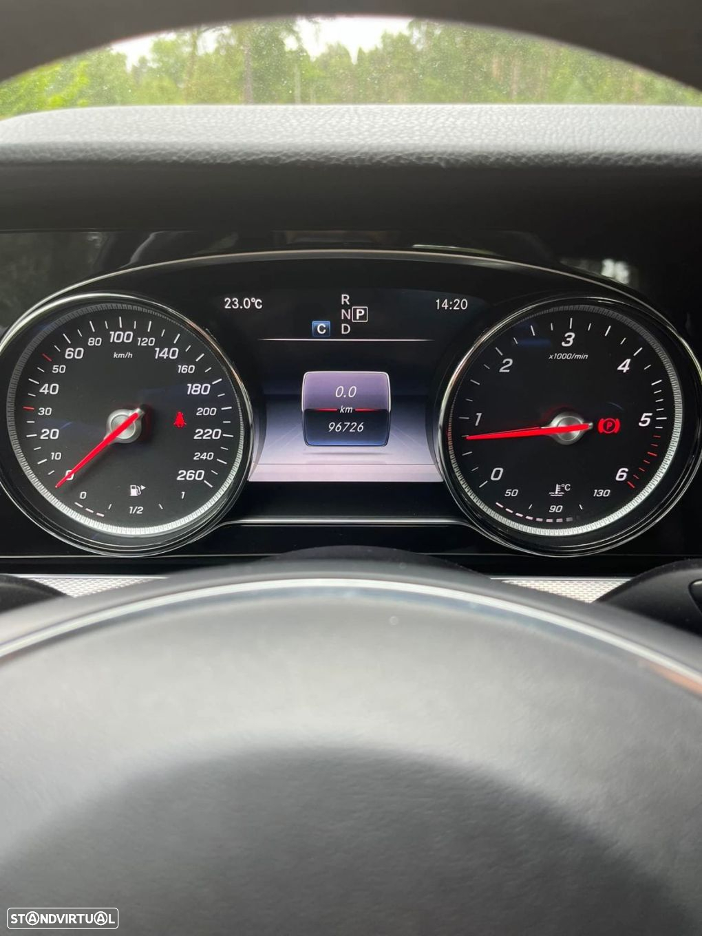 Mercedes-Benz E 220 - 17