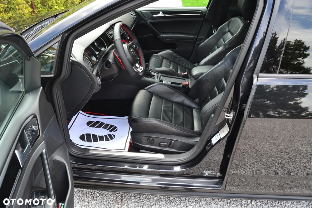 Volkswagen Golf 2.0 TDI BMT GTD DSG - 36