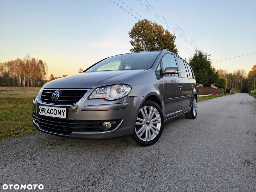 Volkswagen Touran - 9