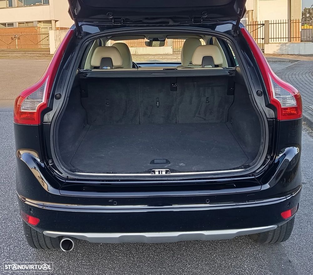 Volvo XC 60 2.0 D3 Momentum - 16