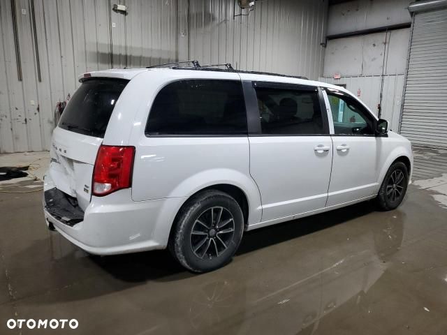 Dodge Grand Caravan 3.6 R/T - 24