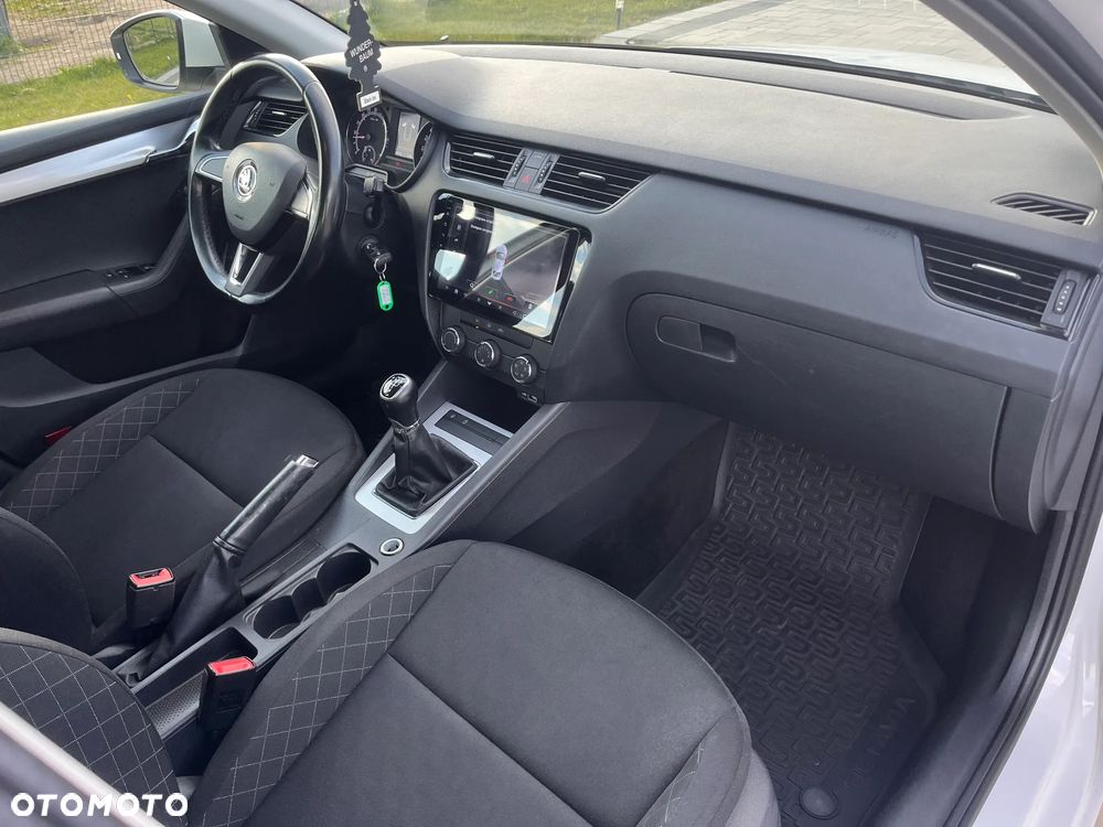 Skoda Octavia - 15