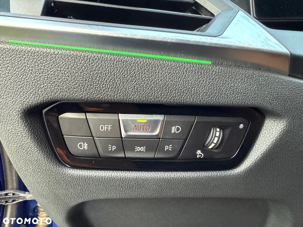 BMW Seria 3 320d xDrive M Sport sport - 28