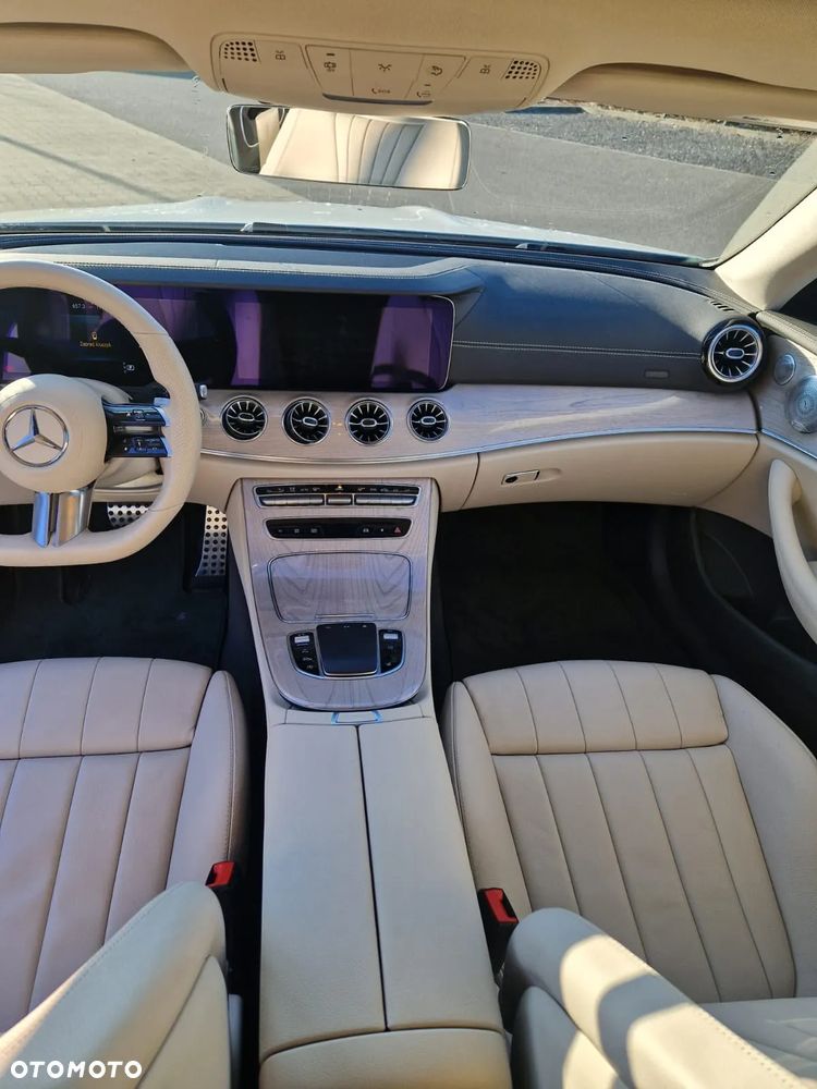 Mercedes-Benz Klasa E - 2