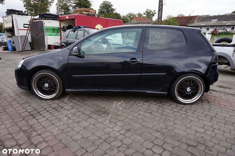 VOLKSWAGEN GOLF V 3D HB 2006 LC9Z 1.4 16V BCA 75KM FXQ CZARNY na części - 2
