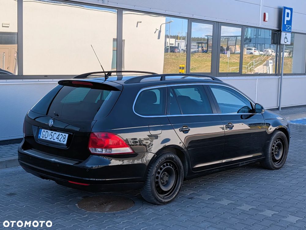 Volkswagen Golf 1.9 TDI DSG Comfortline - 2