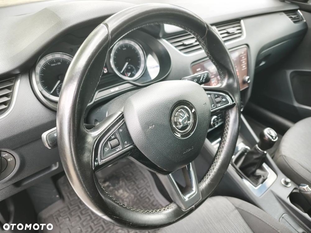 Skoda Octavia 2.0 TDI Edition - 12