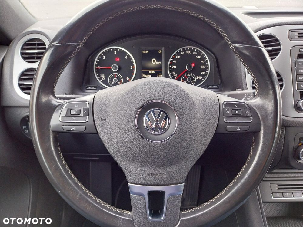 Volkswagen Tiguan - 14