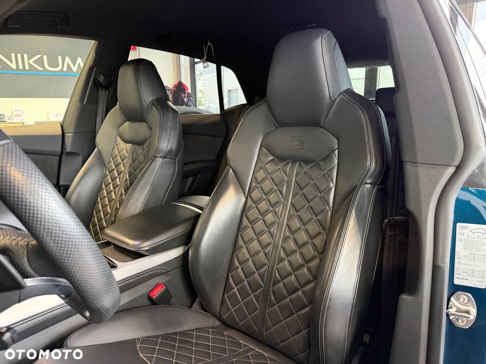 Audi Q8 50 TDI mHEV Quattro Black Edition Tiptronic - 13