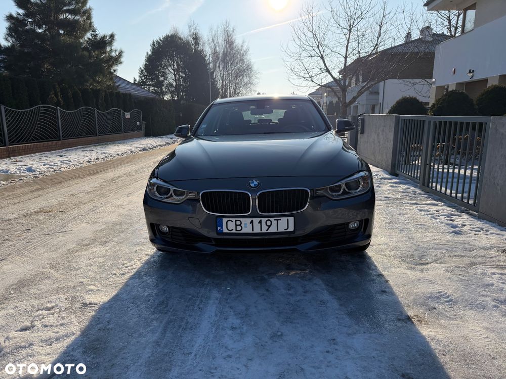BMW Seria 3 328i xDrive Sport-Aut - 7