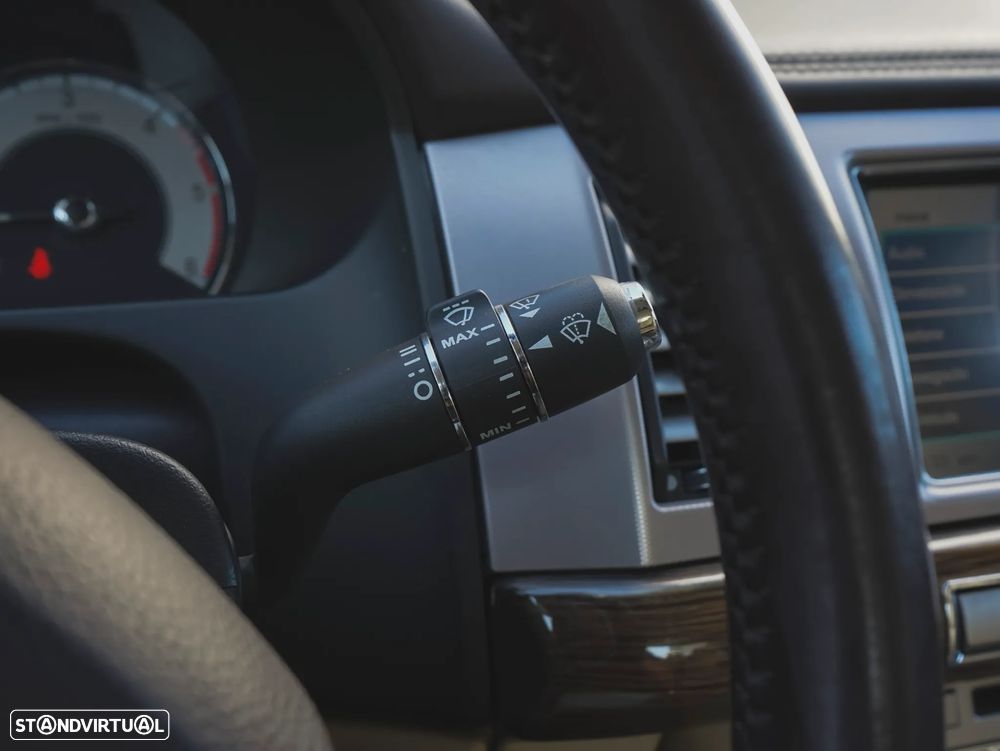 Jaguar XF 3.0 D V6 S Premium Luxury - 15