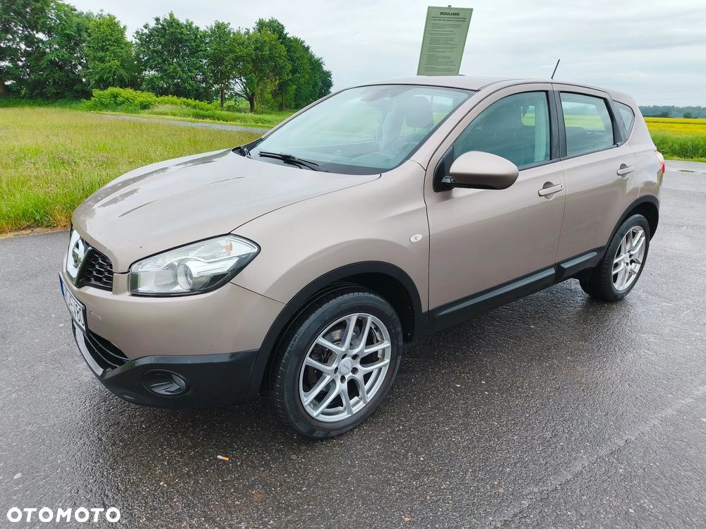 Nissan Qashqai 2.0 4x4 Acenta CVT - 1