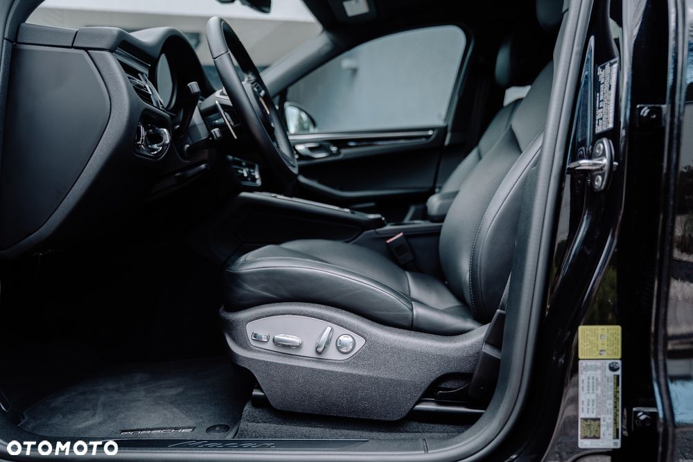 Porsche Macan Standard - 15