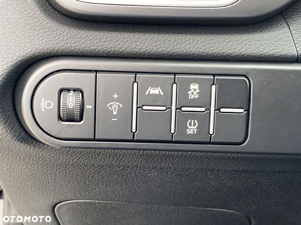 Kia Ceed - 18