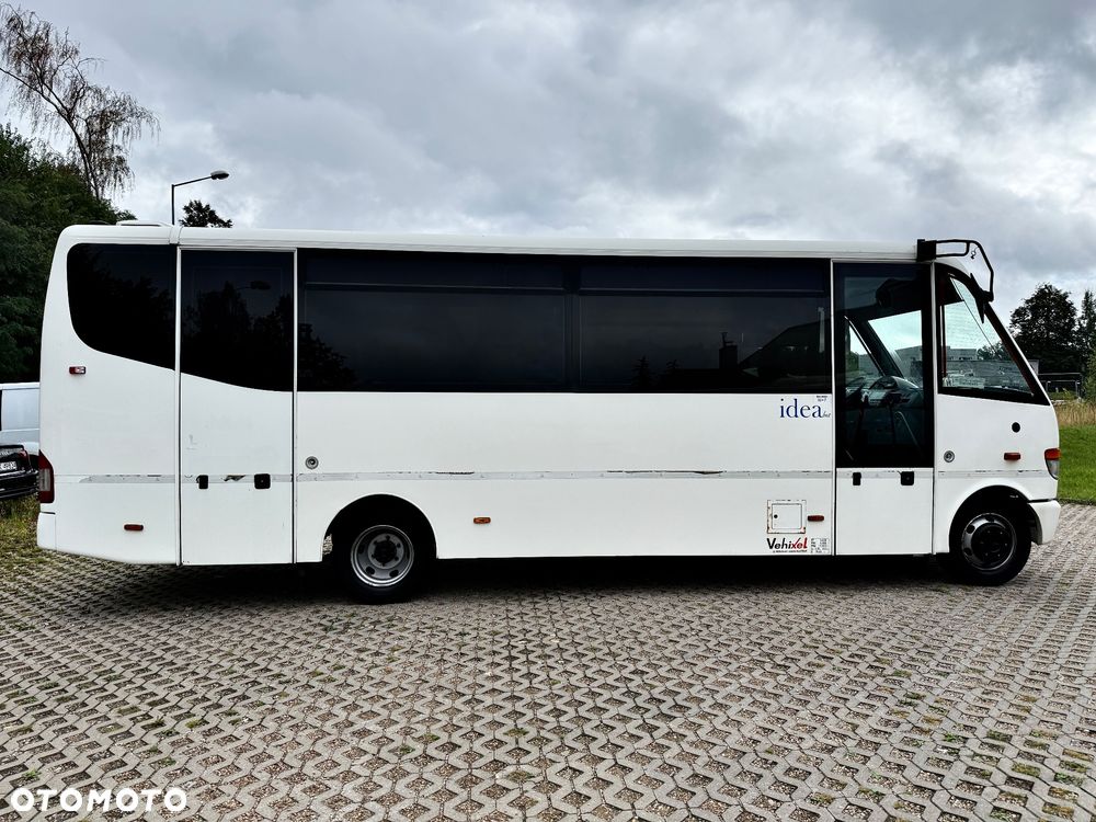 Mercedes-Benz Mediano 32+7 - 6