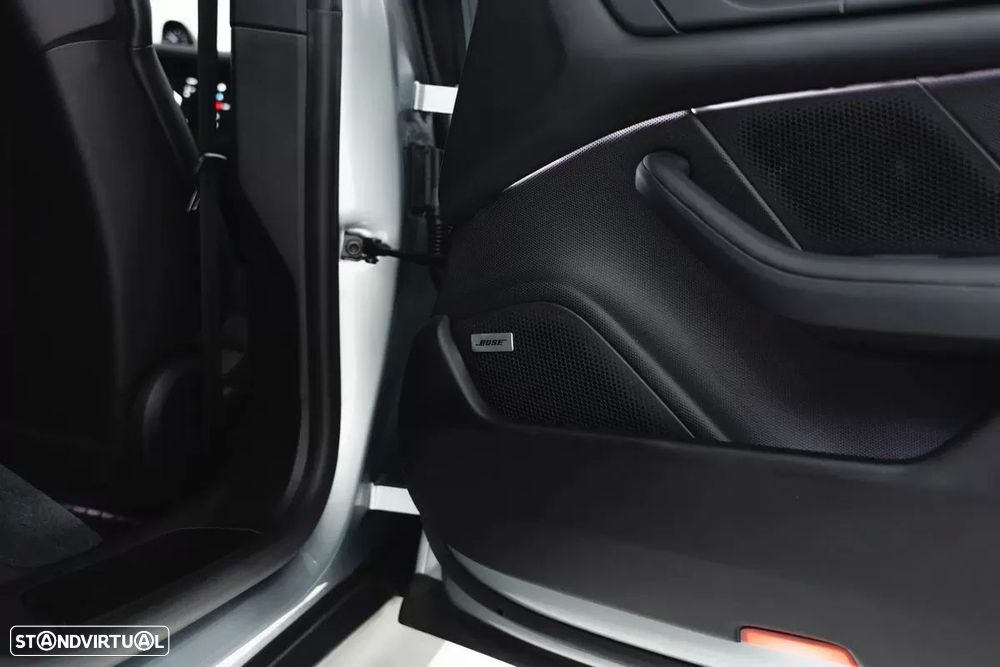 Porsche Taycan 4S - 50