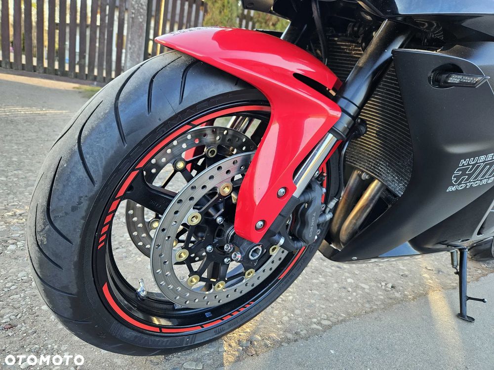 Honda CBR - 8