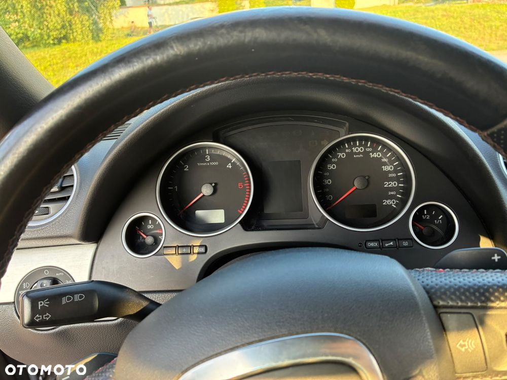 Audi A4 Cabrio - 7