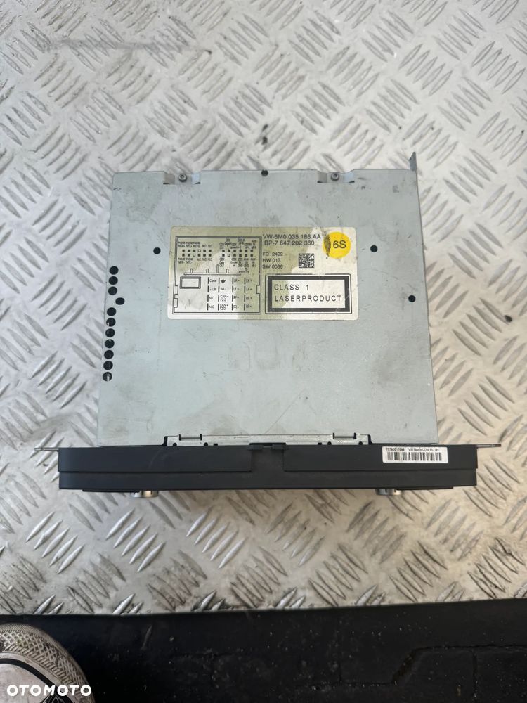 RADIO VOLKSWAGEN GOLF VI POLO V 6R 5M0035186AA - 2