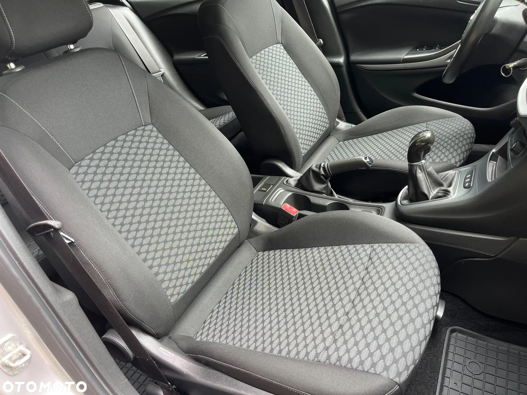 Opel Astra V 1.6 CDTI Enjoy - 26
