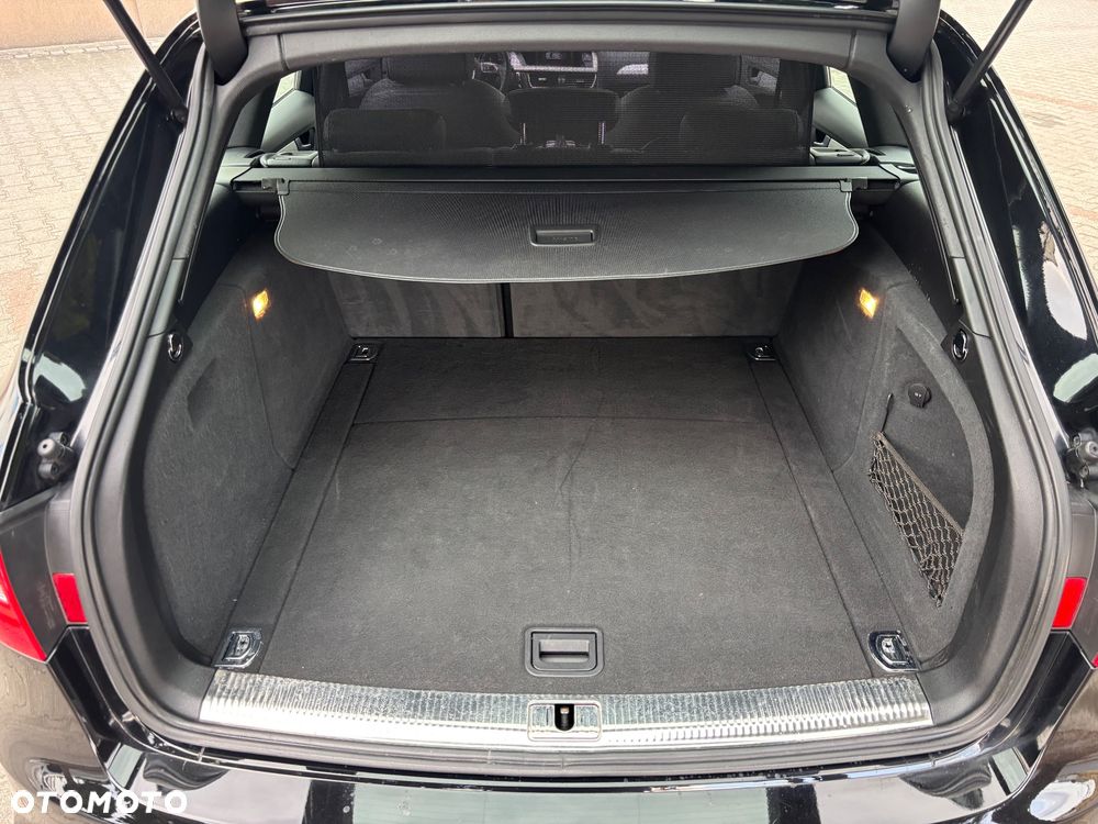 Audi A4 Avant 3.0 TDI DPF multitronic S line Sportpaket - 28