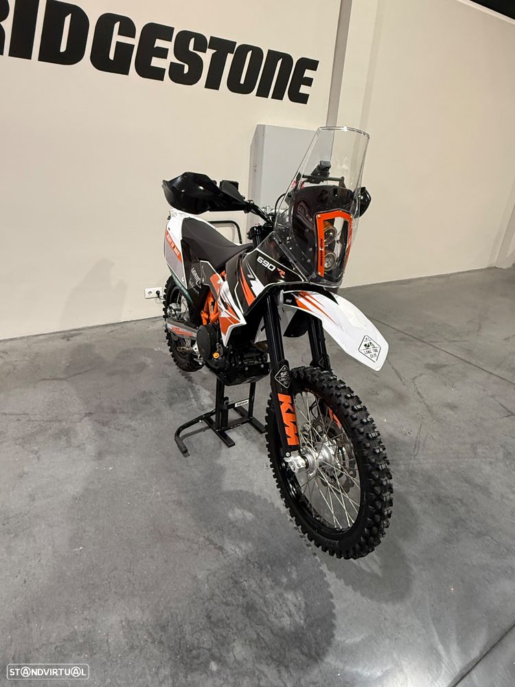 KTM 690 - 3