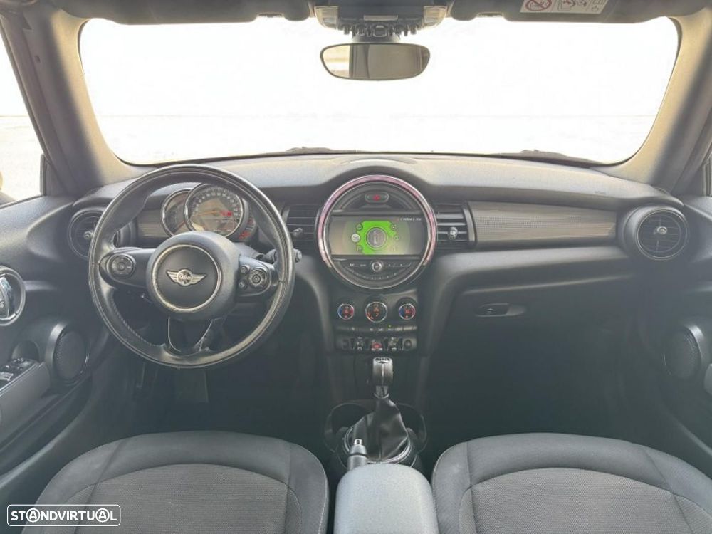 MINI Cabrio Cooper D - 14