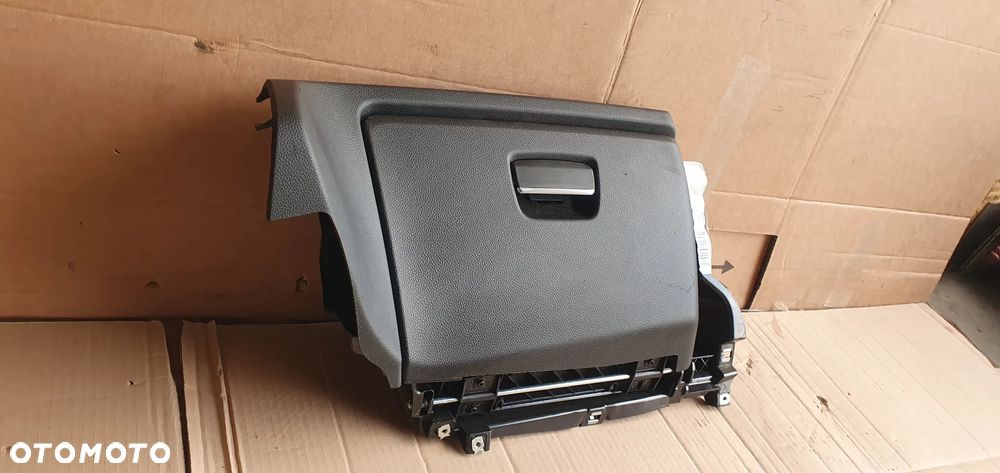 Schowek pasażera BMW I E81 E87 EU 6982563 - 4