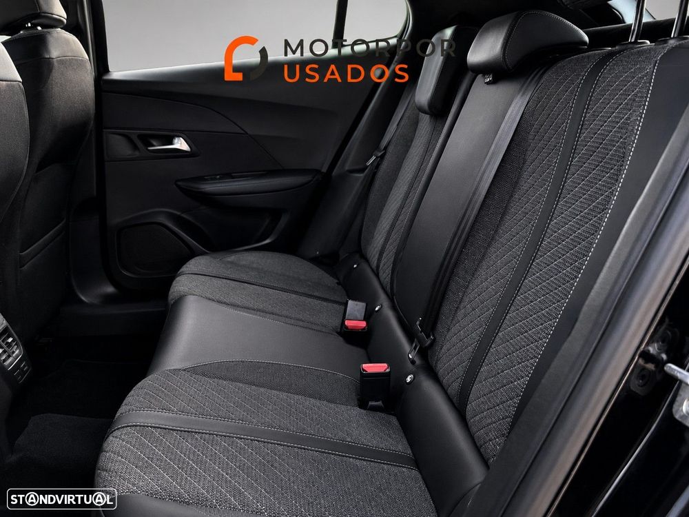 Peugeot 2008 1.2 Hybrid Allure e-DCS6 - 9