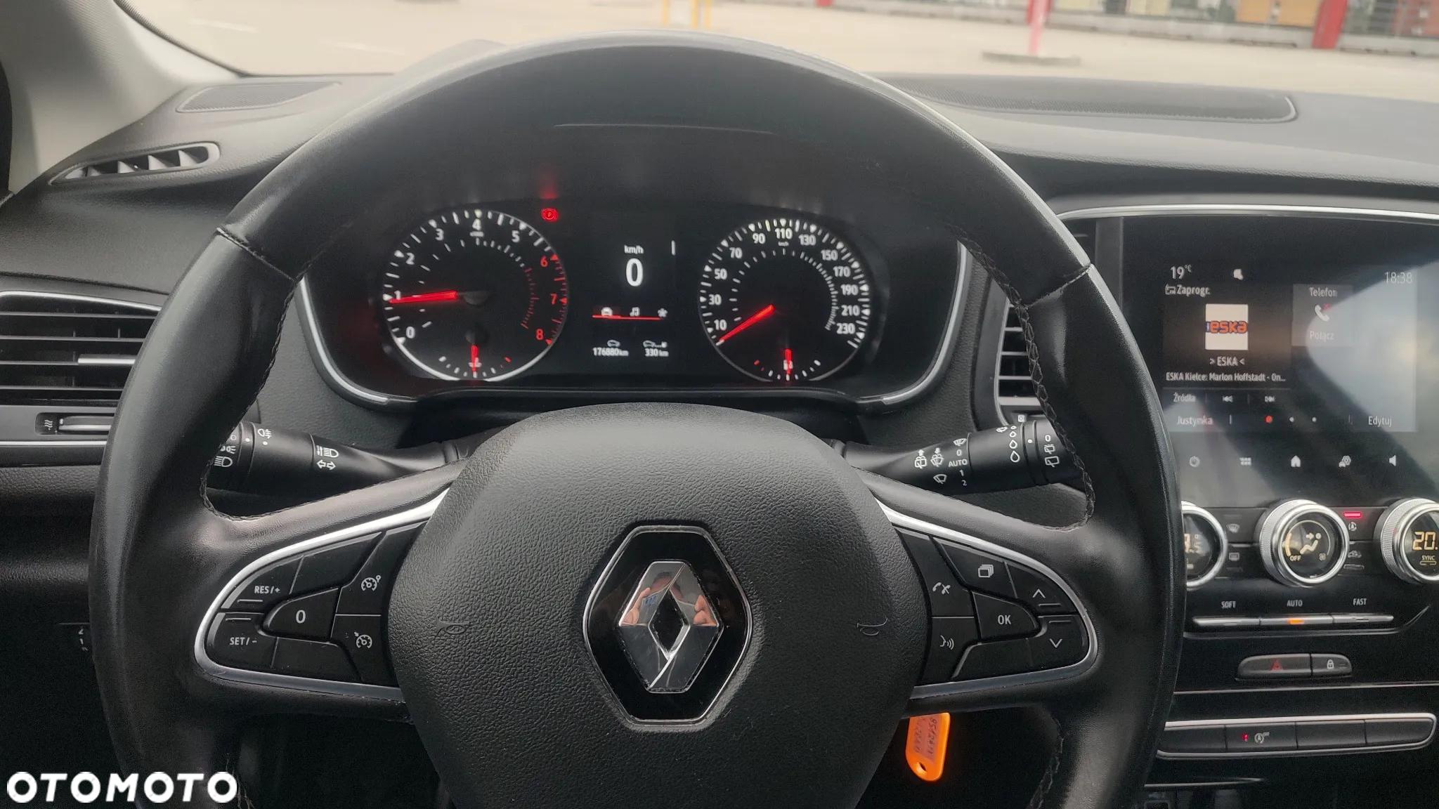 Renault Megane 1.3 TCe FAP Zen - 25