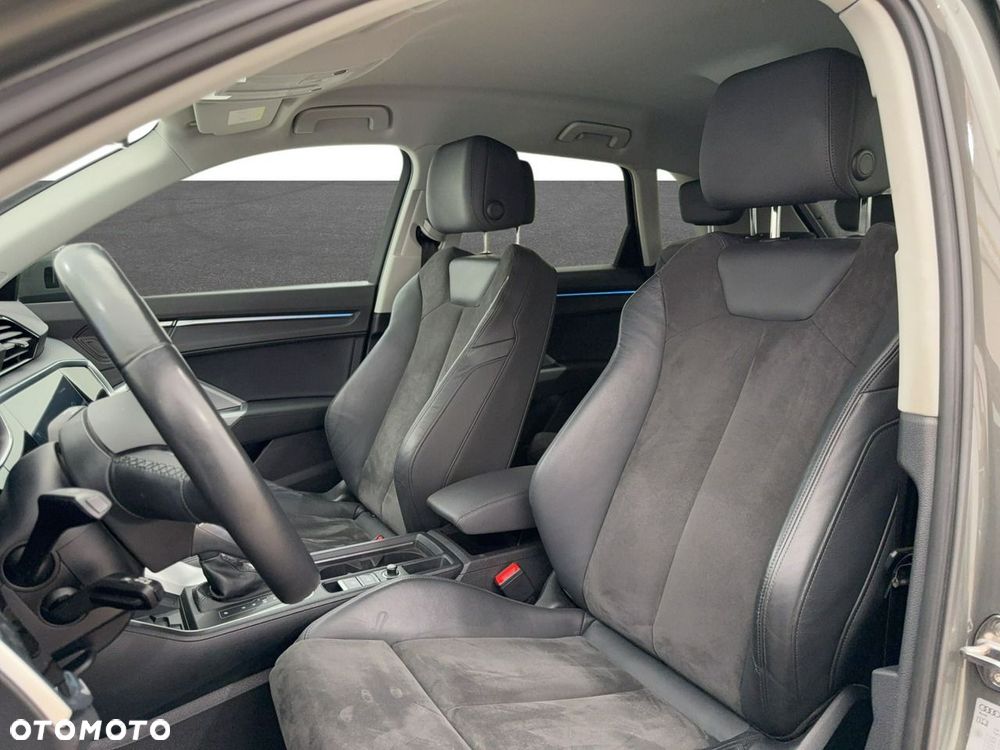 Audi Q3 - 16