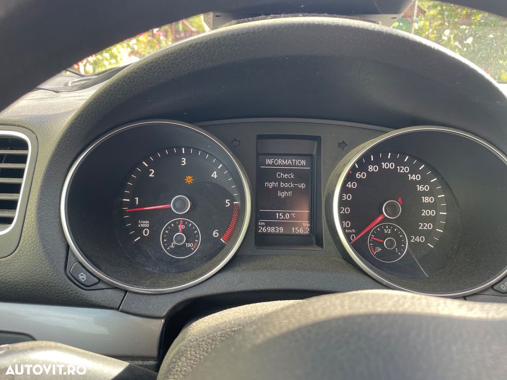 Volkswagen Golf 1.6 TDI DPF Trendline - 10
