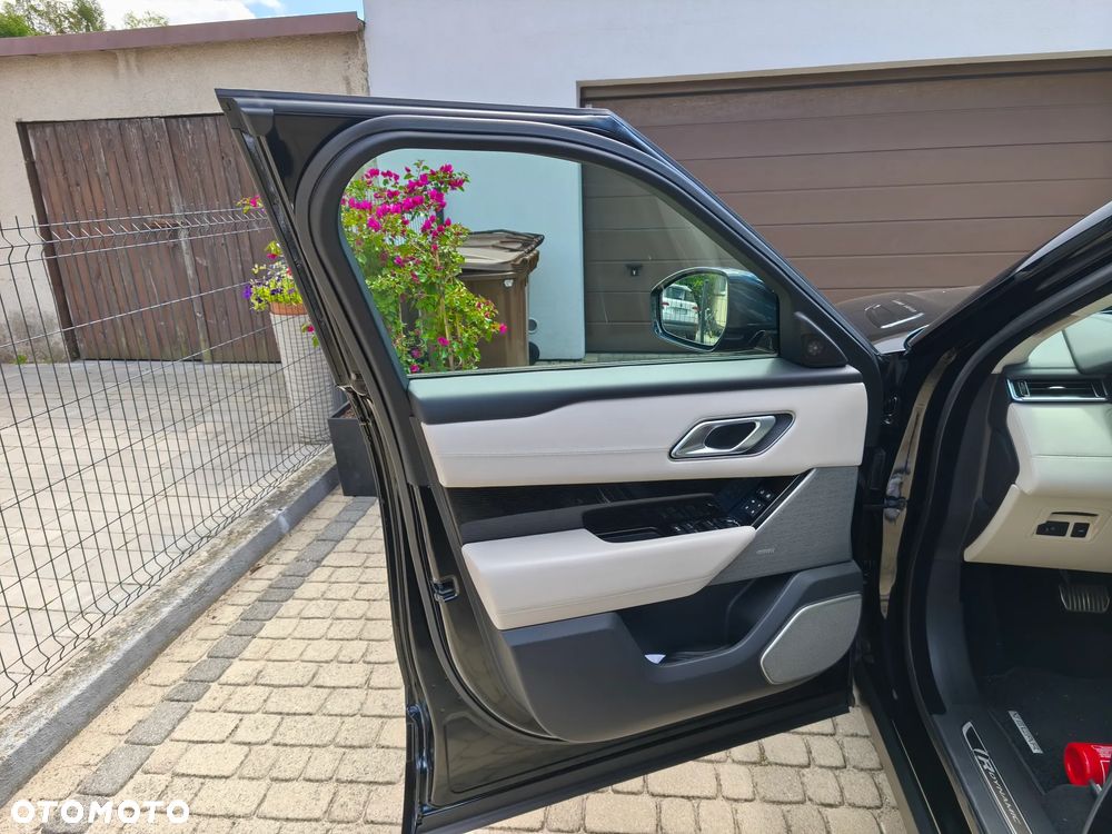 Land Rover Range Rover Velar 3.0 P400 mHEV R-Dynamic HSE - 11