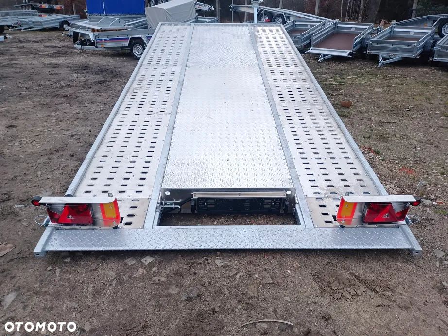 Niewiadów Saturn 4,5m DMC 2700 kg - 2