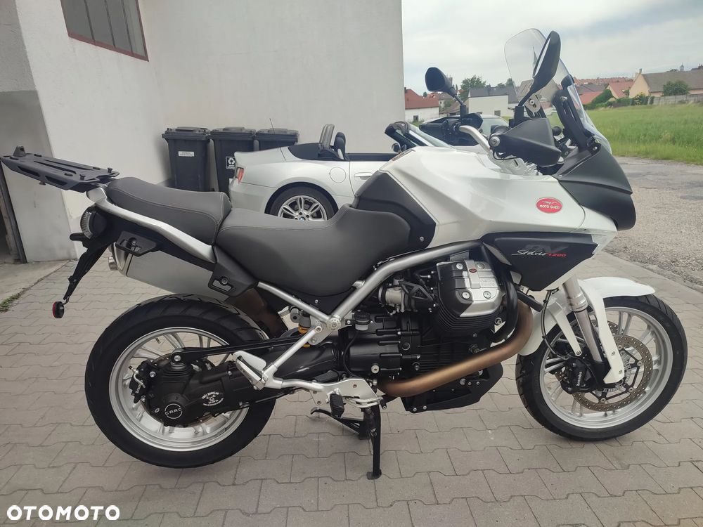 Moto Guzzi Stelvio - 5