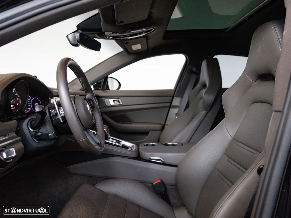 Porsche Panamera 4 E-Hybrid Platinum Edition - 21
