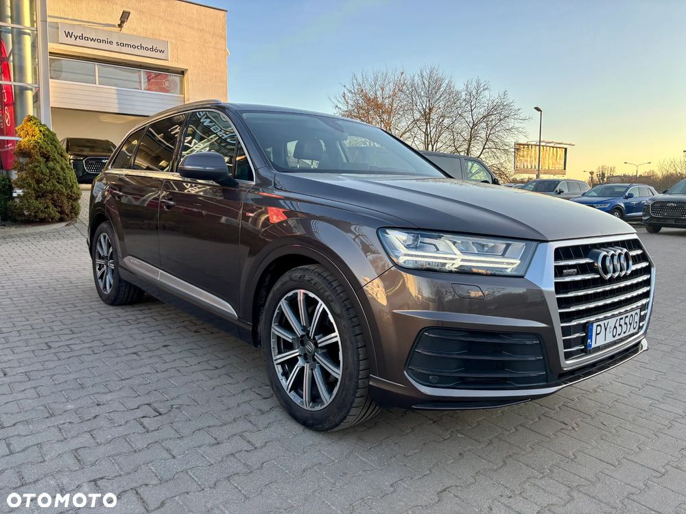 Audi Q7 - 8