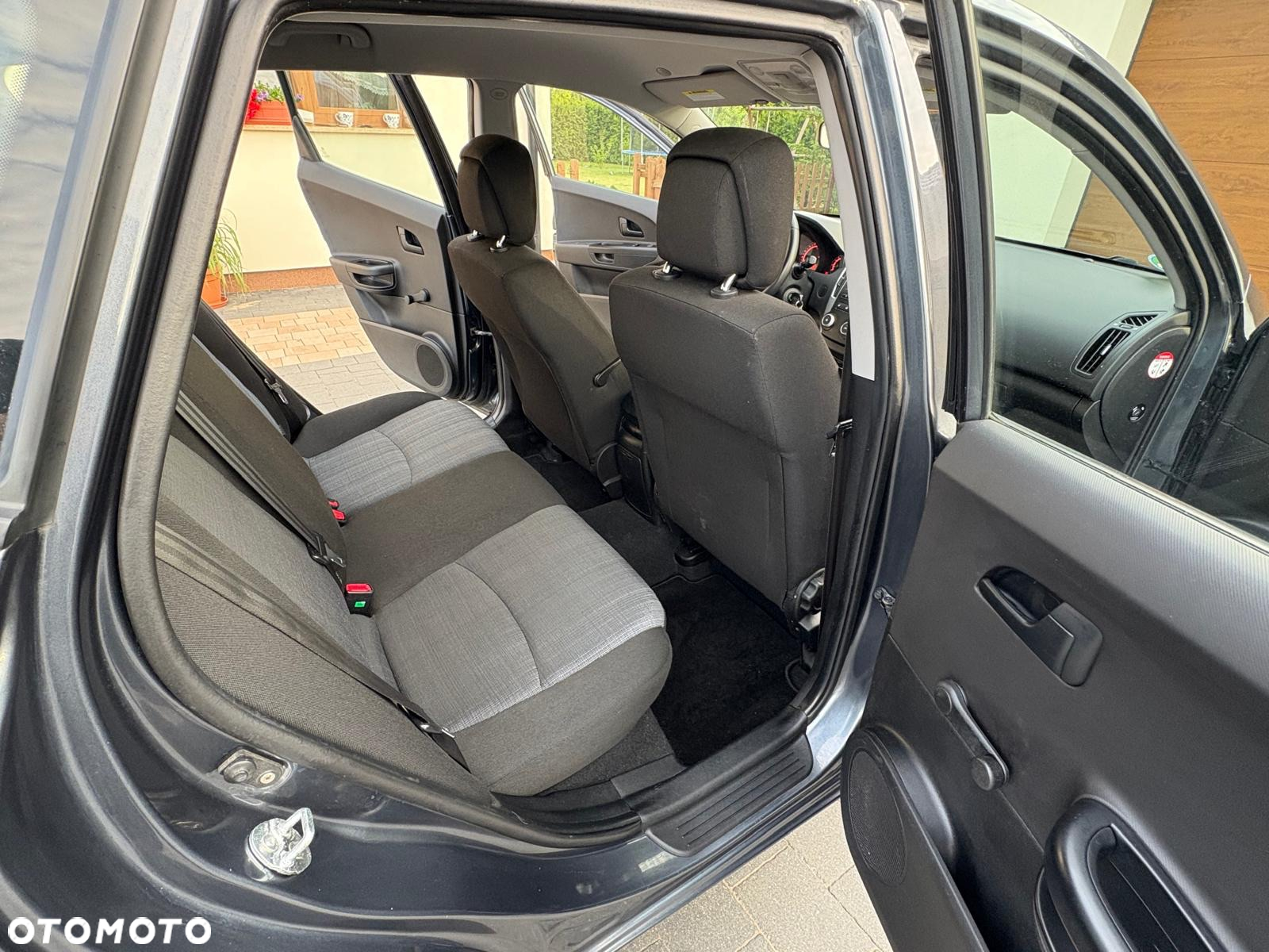 Kia Ceed 1.6 CVVT ISG Spirit - 20