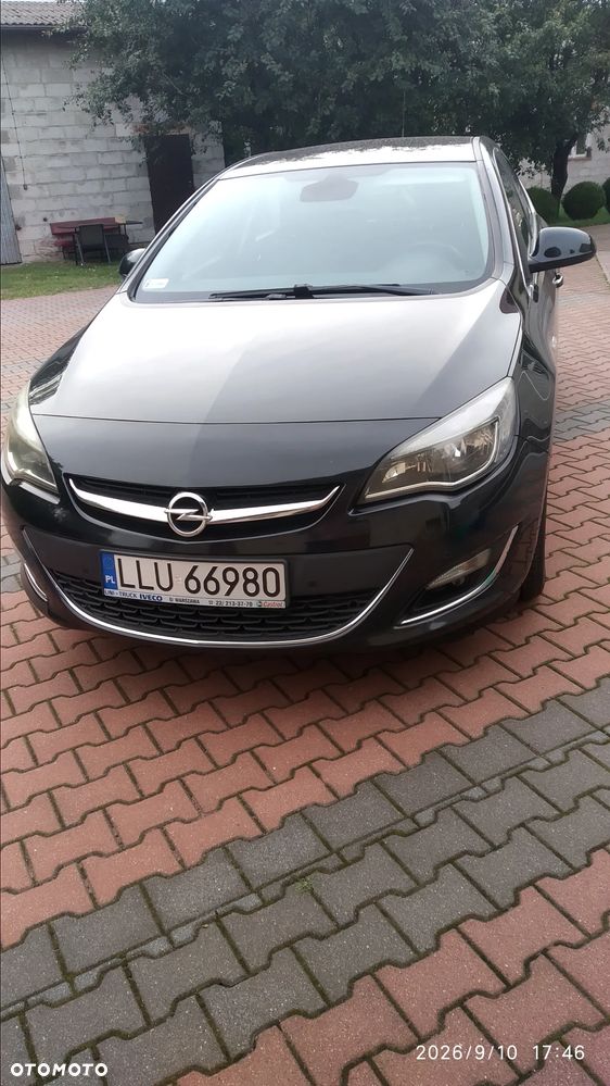 Opel Astra 1.4 T Cosmo - 2