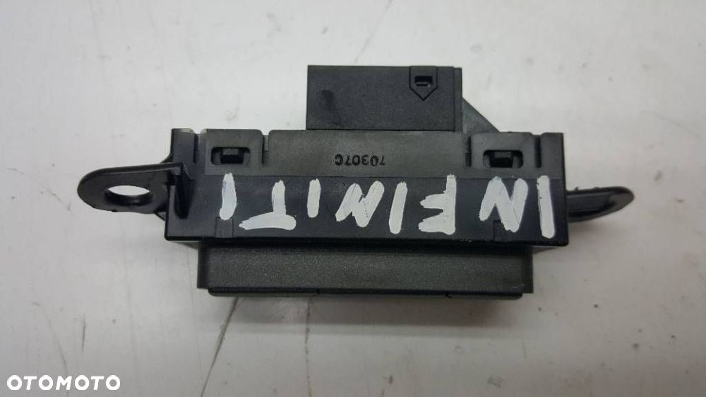 PRZEŁĄCZNIK PANEL PAMIĘĆ FOTELA INFINITI Q50 Q50S - 2