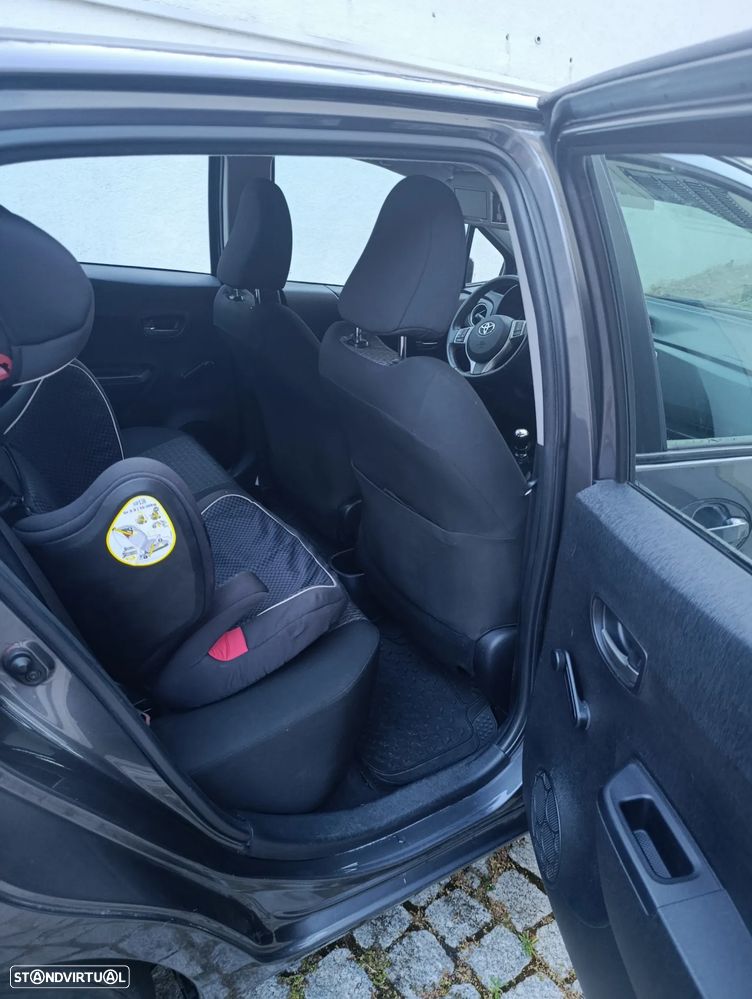 Toyota Yaris 1.4 D-4D ACtive+AC 99g - 6