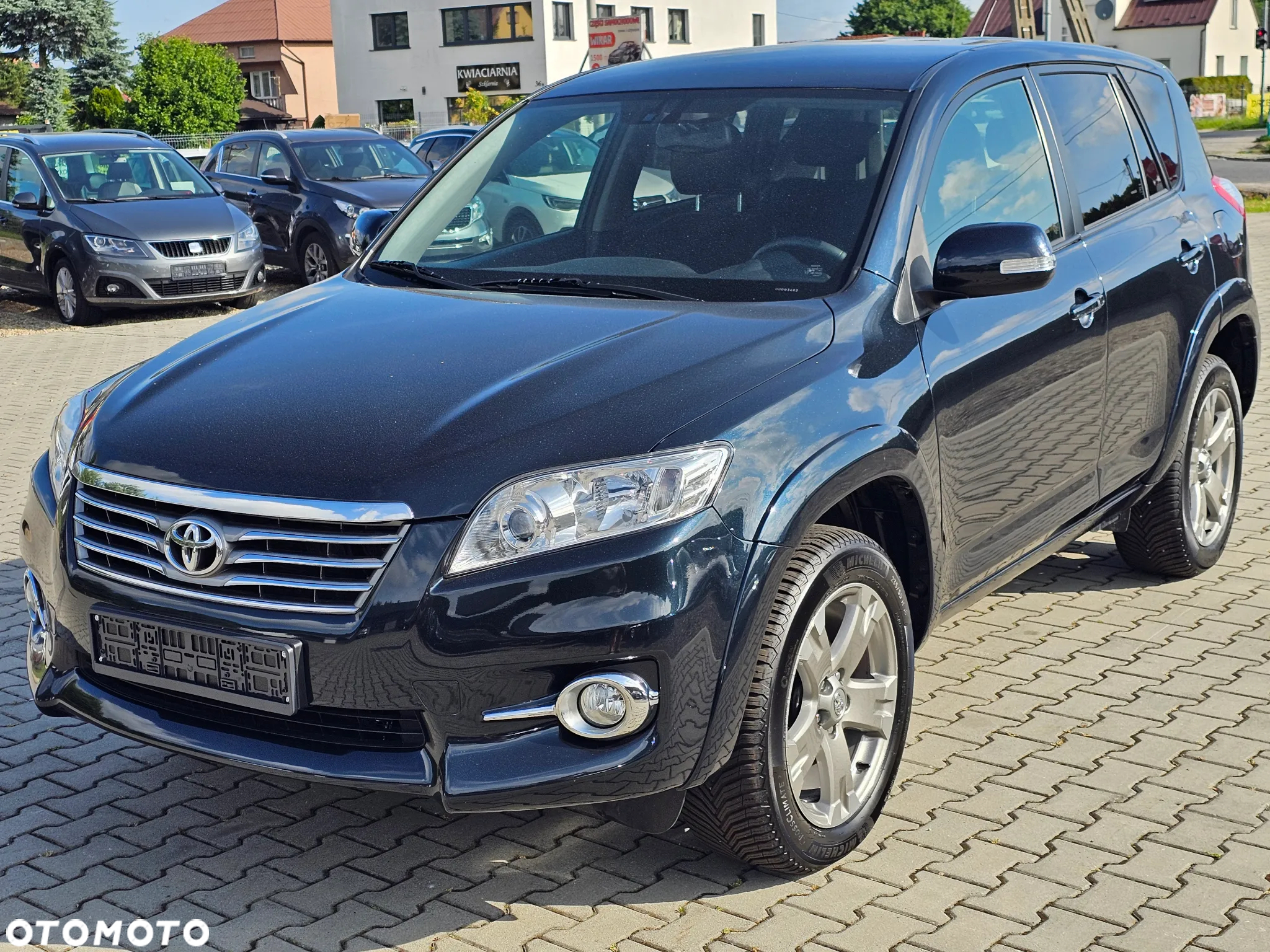 Toyota RAV4 2.2 D-4D 4x4 Automatik Executive - 3