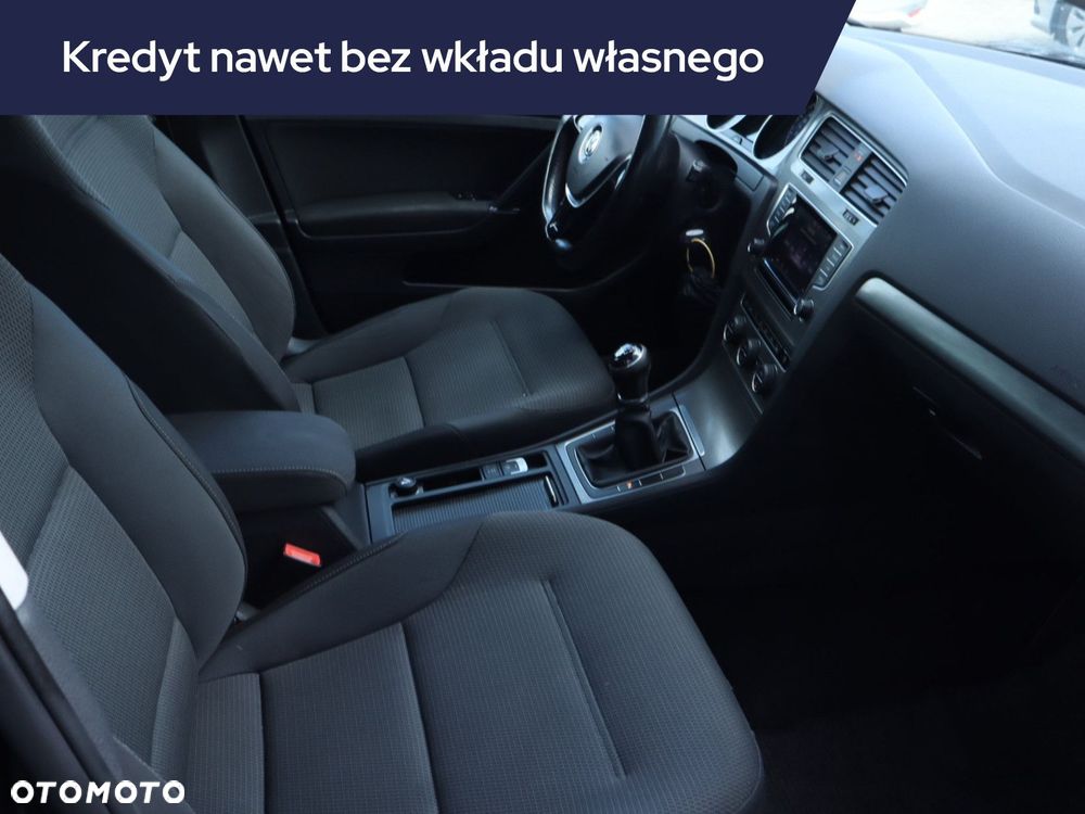 Volkswagen Golf Variant - 11