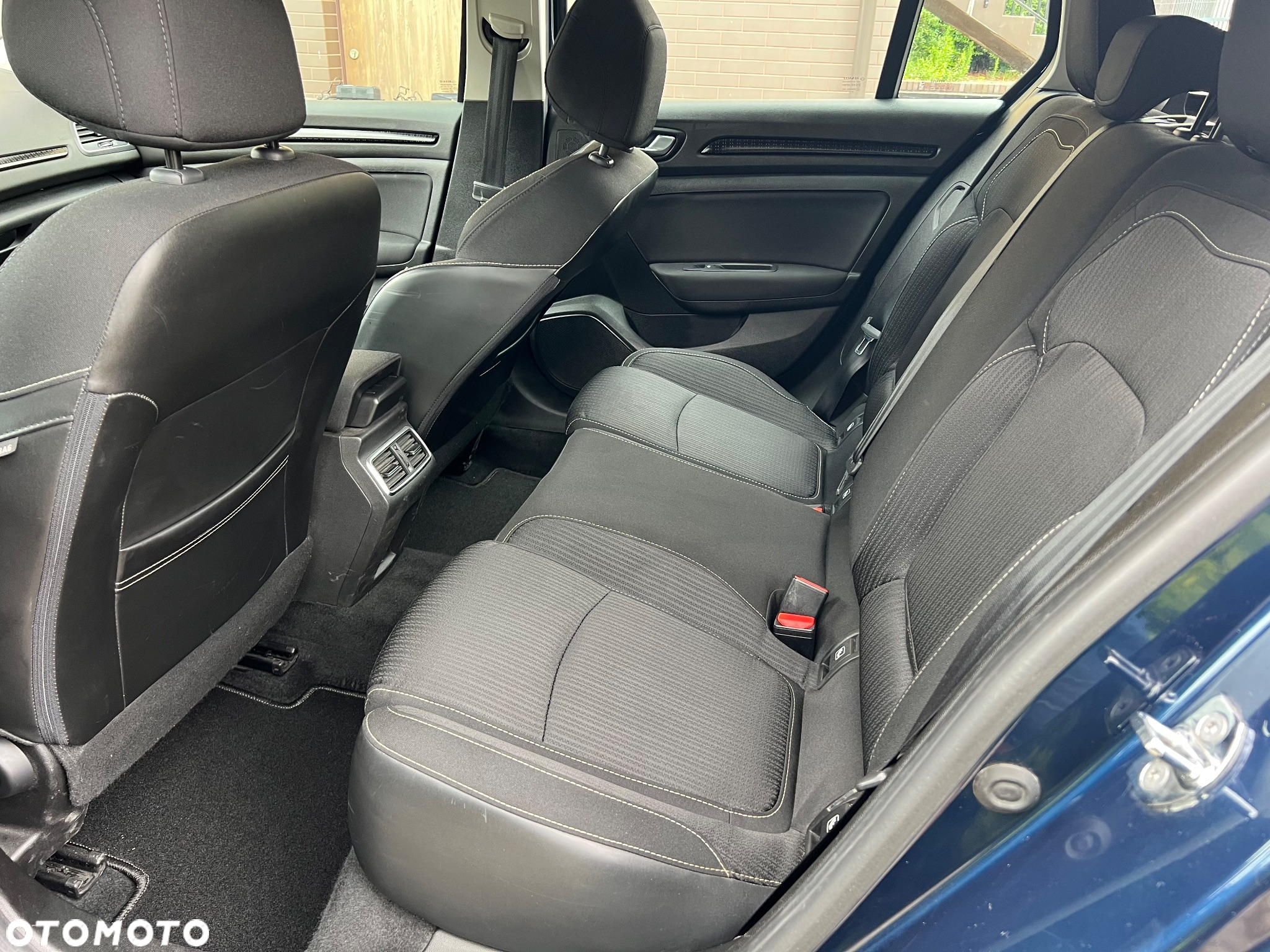 Renault Megane Grandtour ENERGY TCe 100 EXPERIENCE - 28