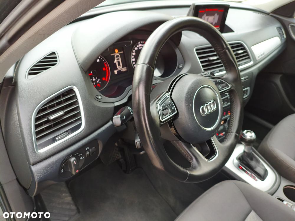 Audi Q3 2.0 TDI Quattro Design S tronic - 33