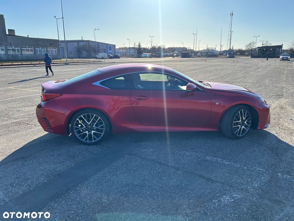 Lexus RC 200t / 300 F Sport - 5
